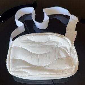 White Quilted Belt Bag Crossbody Bag, NEW